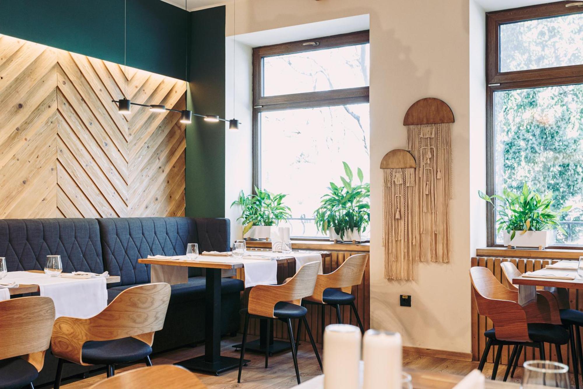 Stokker Hotel Oradea Zewnętrze zdjęcie