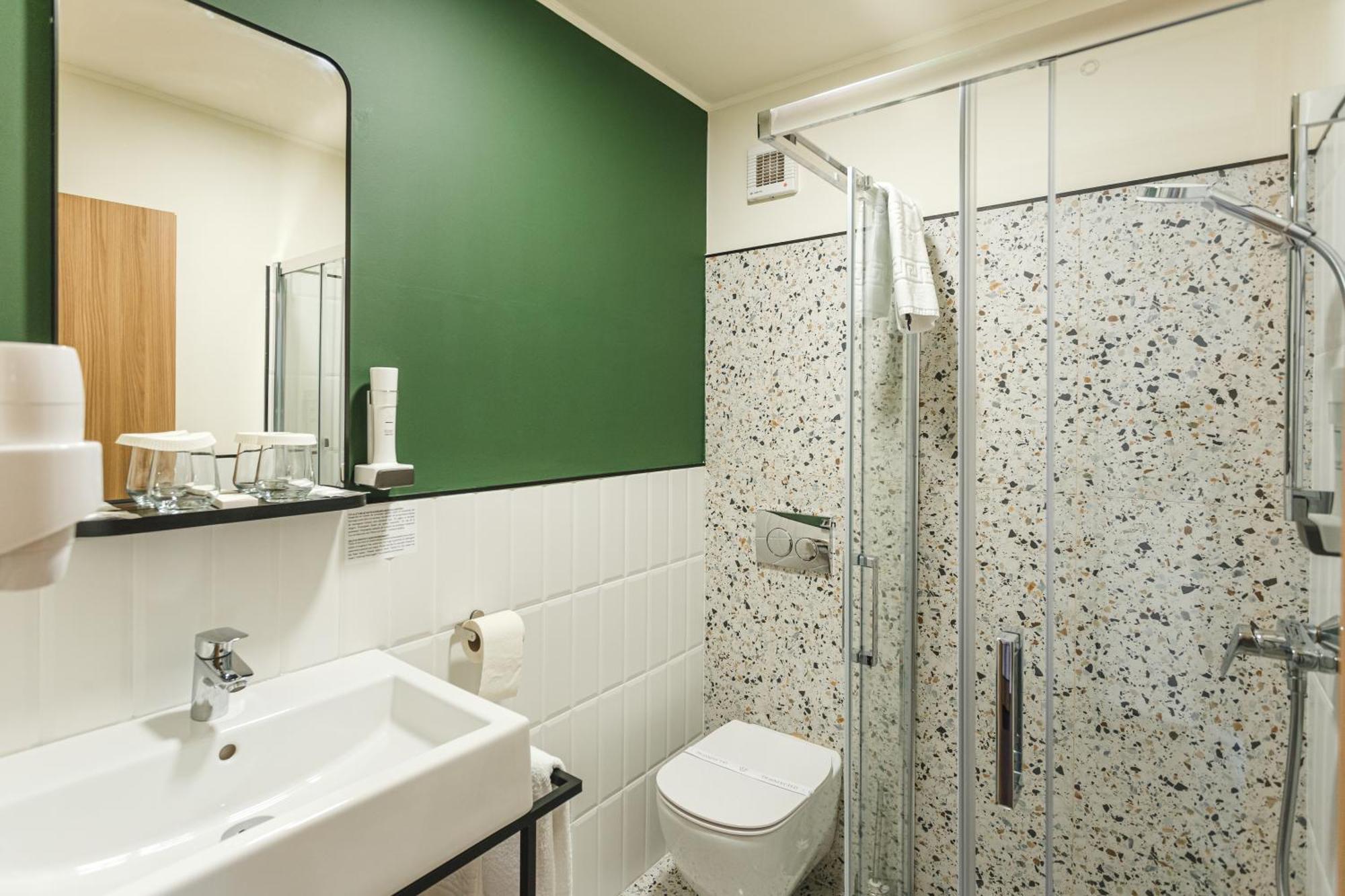 Stokker Hotel Oradea Zewnętrze zdjęcie