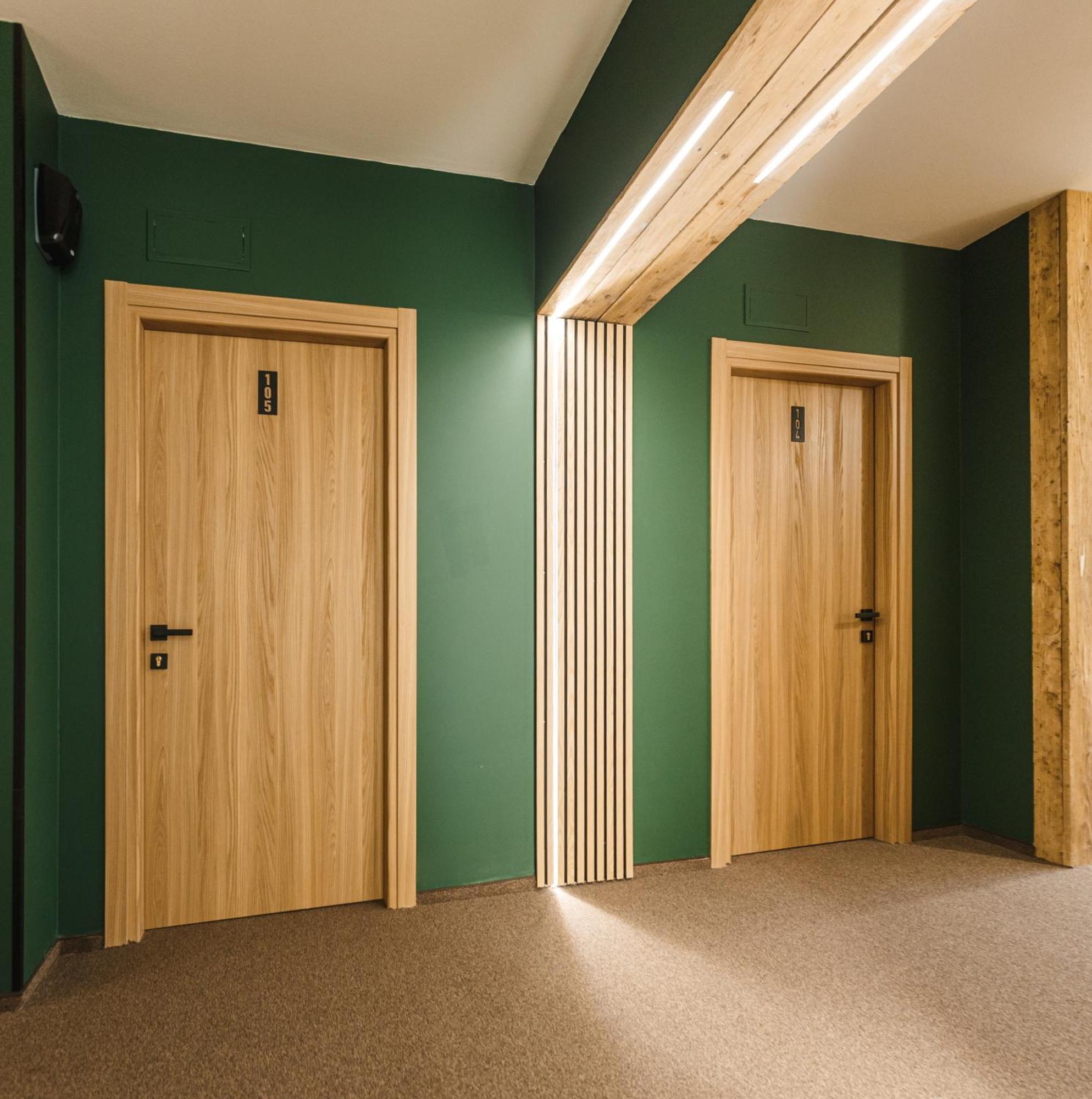 Stokker Hotel Oradea Zewnętrze zdjęcie